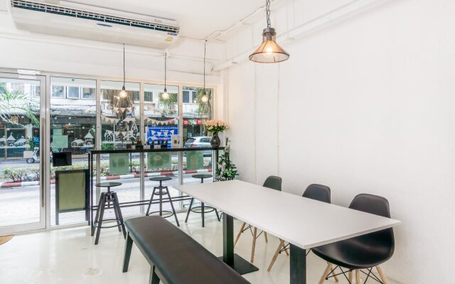 Rabbitat Hostel