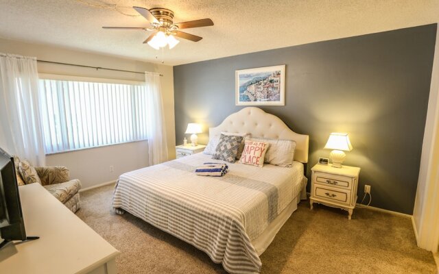Sand Caper 208