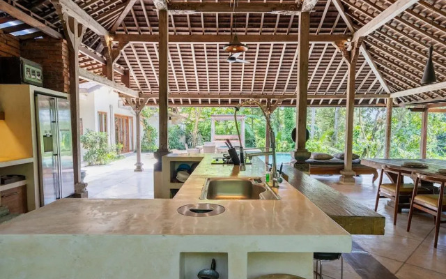 Aalaya Villa by Betterplace