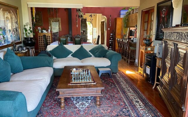 Room-living In Camps Bay Blue