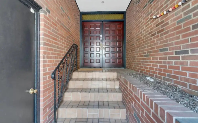 4 BDRM Garage Parking Patio Society Hill