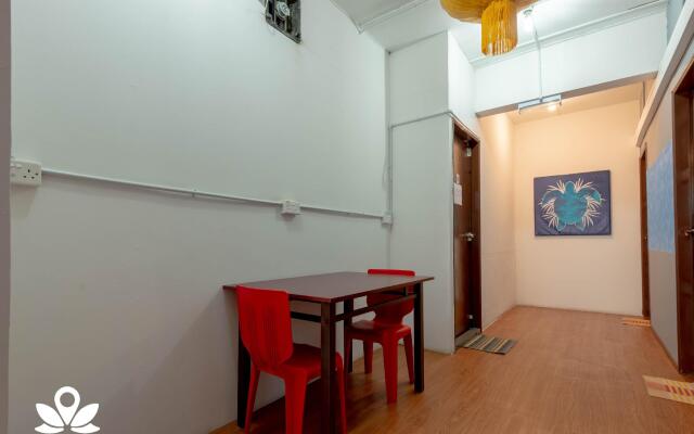 ZEN Rooms Island Backpackers