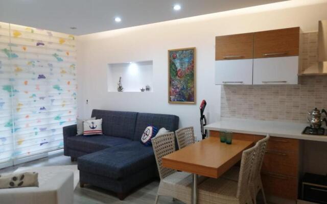 Havuzlu tatil evi , BUTTERFLİES HOUSE