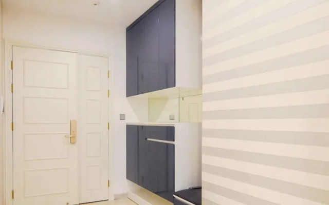 Vinhomes Golden River Luxury Apartment