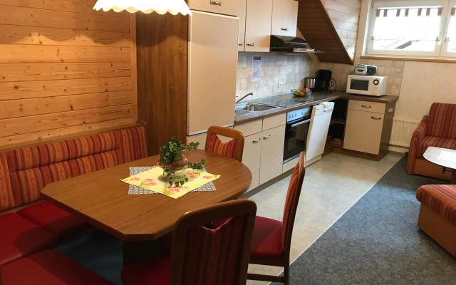 Pony-Ziegen-Hasen-Ranch Bichlbach