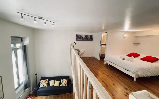 Beautiful Duplex Near Downtown