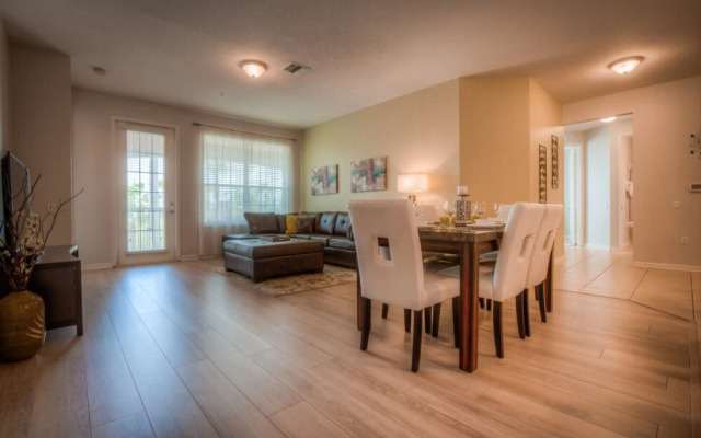 Tropicana Lakeview