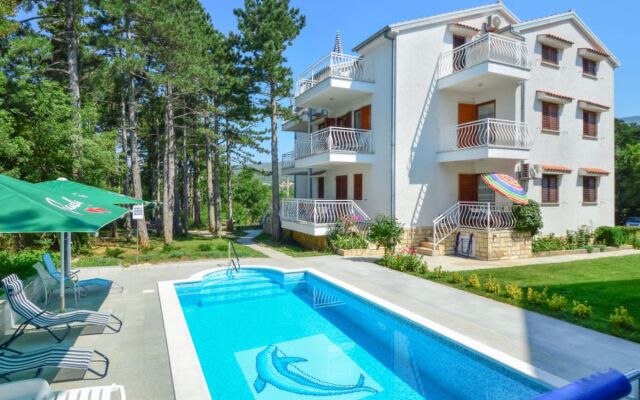 Apartment Fuma St.Georges-de-Montclard 18533