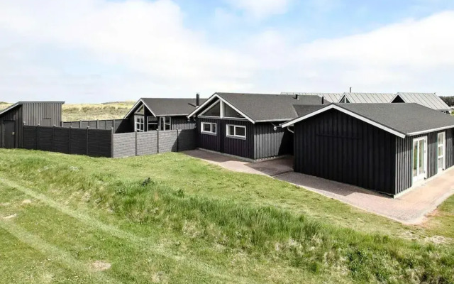 5 Star Holiday Home in Lokken
