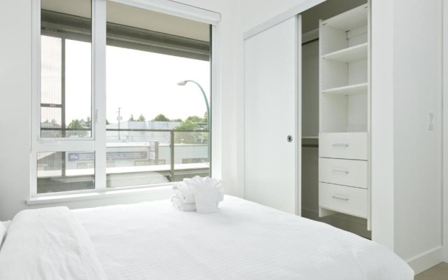 Cozy 2-bedroom condo in Vancouver