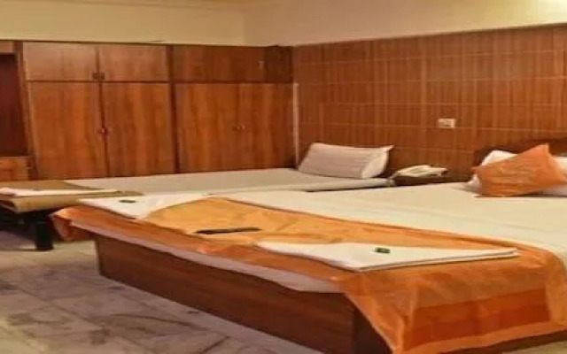 Room Maangta 111 @ Andheri East