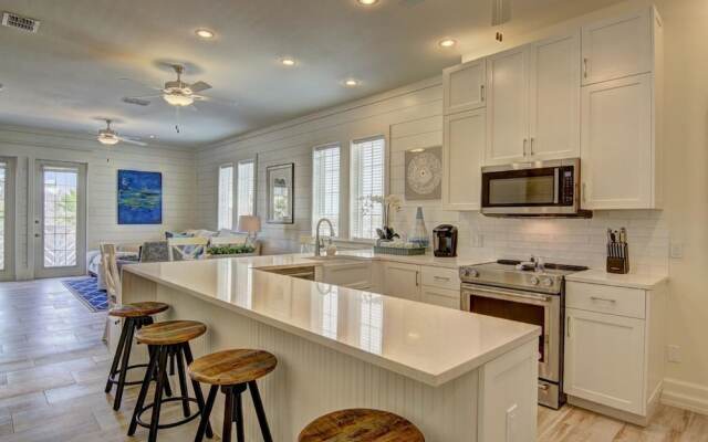 Cinnamon Shore- Pelican Point TC 10202
