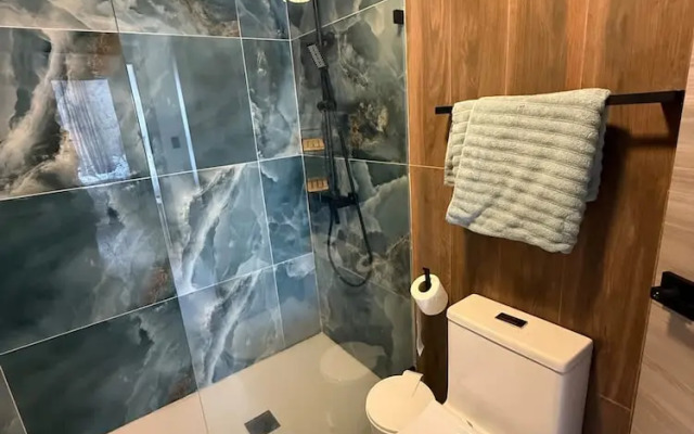 Unique B-202 NOK Unique 2BR Apartment by Vistacana Rentals