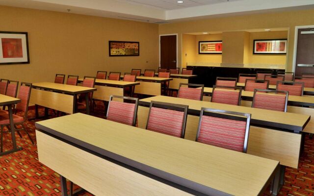 Courtyard by Marriott Biloxi North/D'Iberville