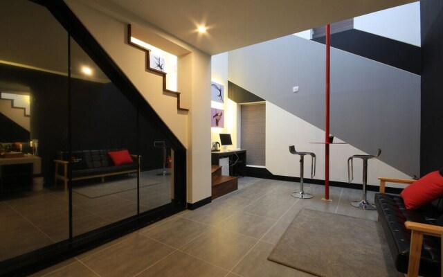 Wanju Five Drive Self Check-in Motel