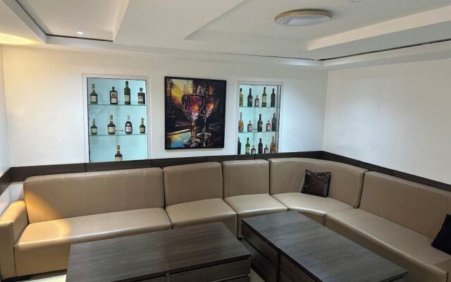 Foramot Suite