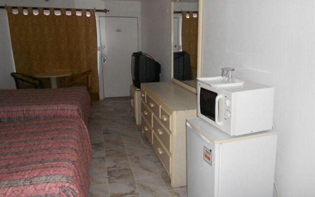 Sea Foam Motel