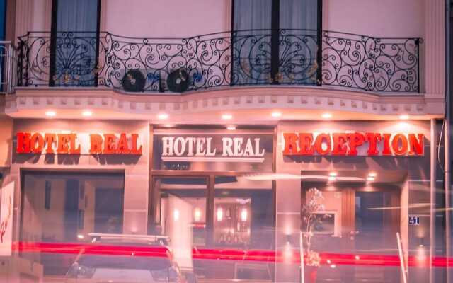 Hotel Real