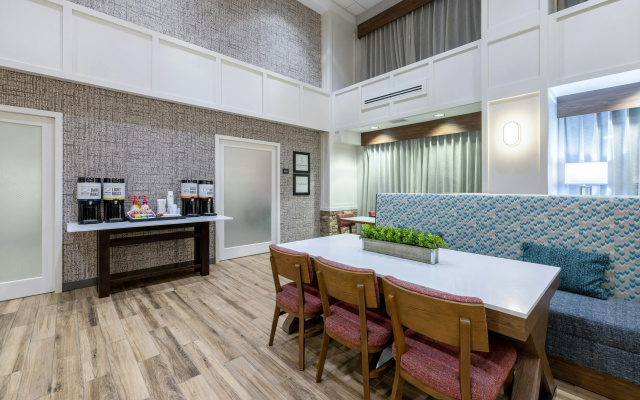 Hampton Inn & Suites Casper