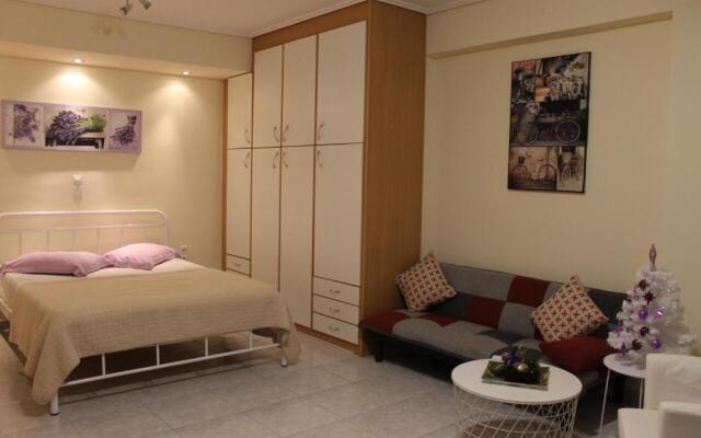 Cozy studio apartment in PIREUS