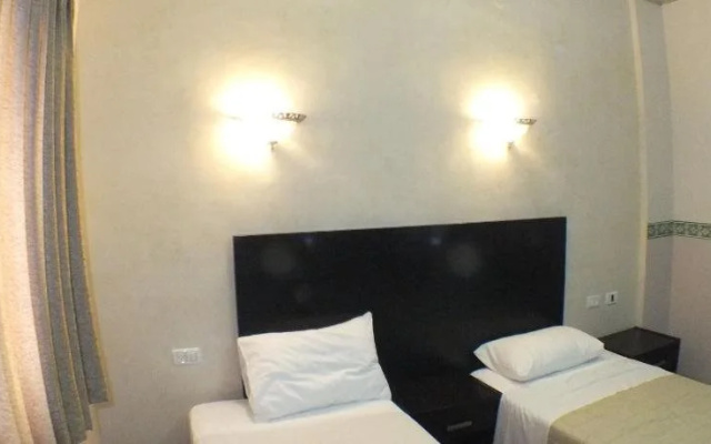 Tranquil Stay Near Beach by Sea N' Rent - фото 4