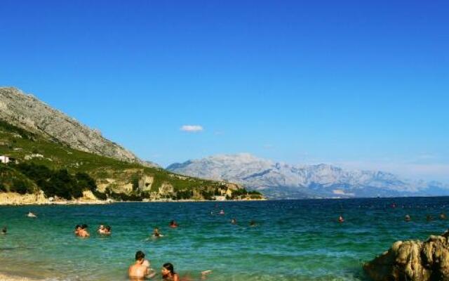 Grand Terrace Sea View Apartment