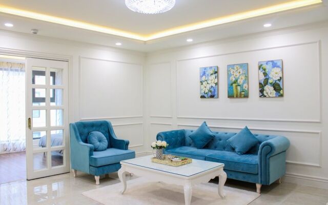 D' Le Roi Soleil Luxury Apartment Wesstlake