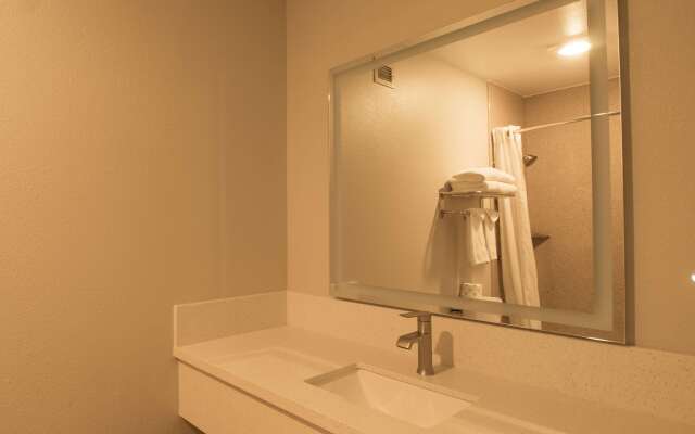 Days Inn by Wyndham Carlsbad