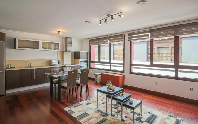 Flatguest Albareda + Penthouse + 2 Bdr + A/C