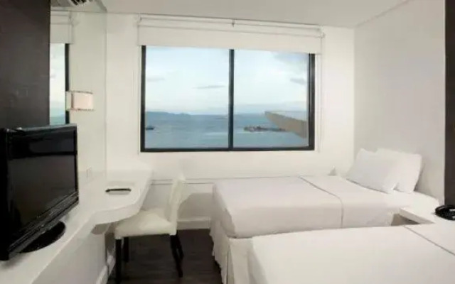 Ellis Econotel