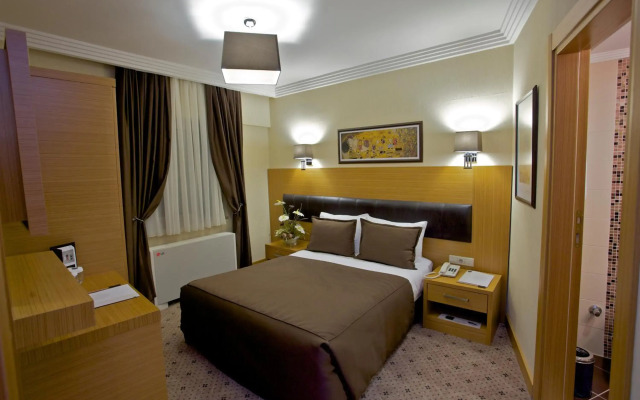 Mirilayon Hotel