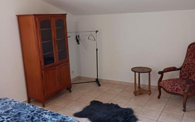 A proximité du Parc SPIROU Spacieux duplex de 130 m2