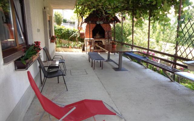Nena's Place