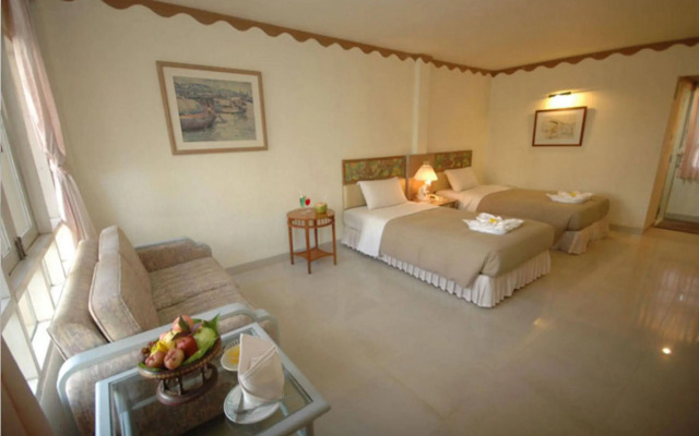 DadD Resort by Lopburi Inn Resort