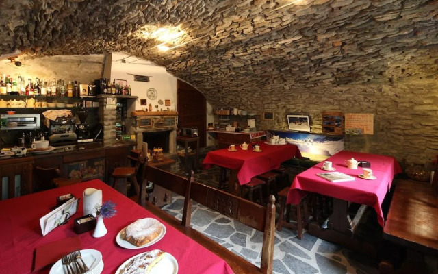 Locanda degli Elfi e Ristorante Mascha Parpaja