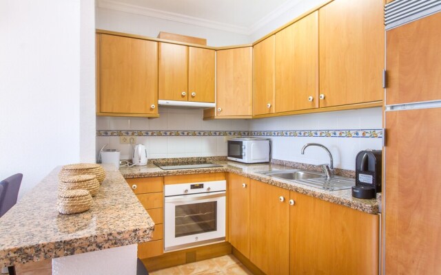 New Apartment With Charm by Robertapatments