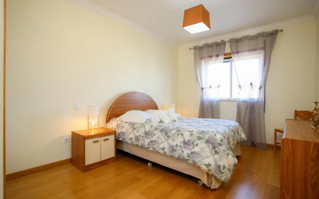 Atlantic Ocean Pool Apartment