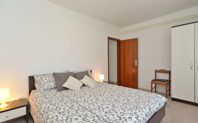 Apartment 628