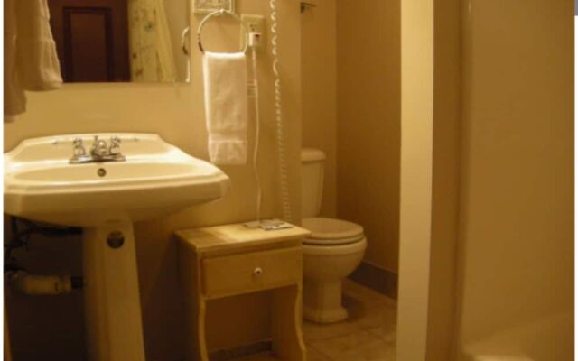Hargrave House B & B