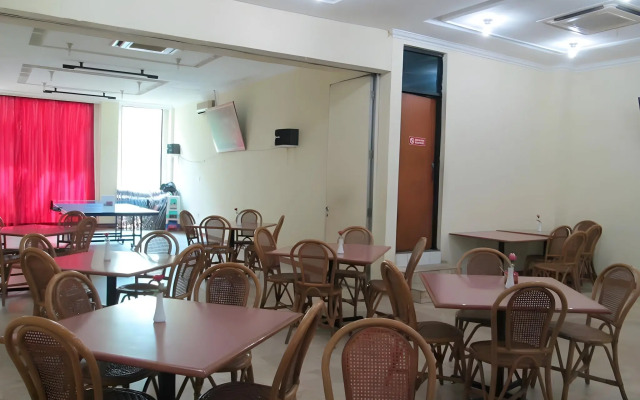 Hotel Lautze Indah