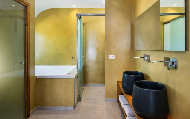 Alizea Villas & Suites