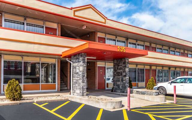 Econo Lodge Zanesville Downtown