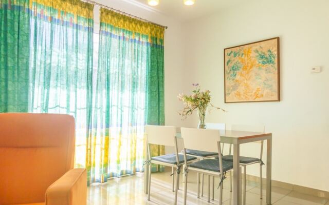 Apartamentos Rubarsal Canovas Nerja