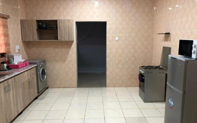 Well furnished and very spacious 2bedroom apartment in Wuye