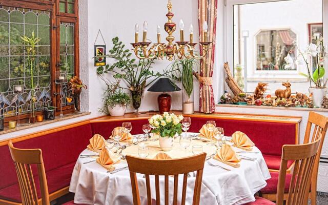 Hotel & Restaurant Zum Hirsch