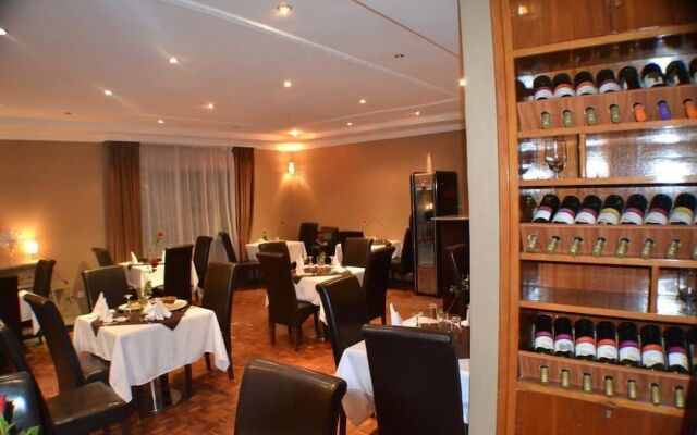 Fasil International Hotel