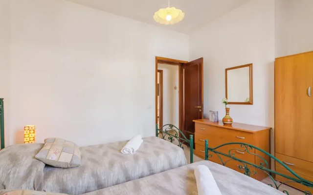 Villetta Bel Mare with garden near sea
