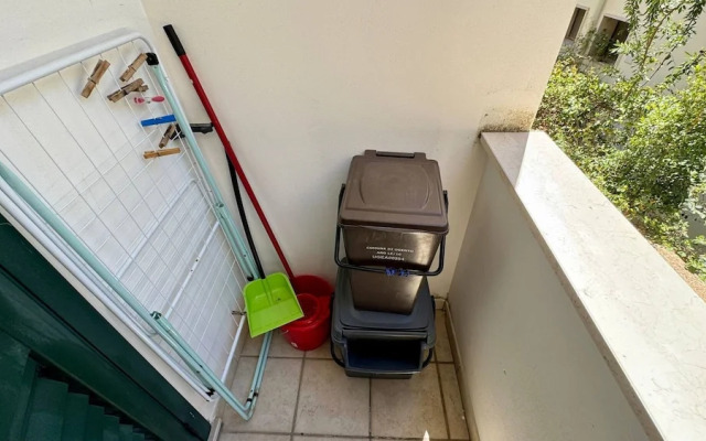 App Lungolago 3 Places Near the Beach