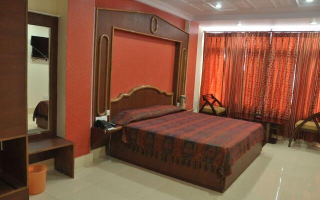 Cosmos Hotel