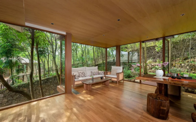 Yaojia Waterfall Village Resort